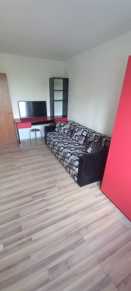 Drumul Taberei, in apropiere de mall Plaza, piata si parc Moghioros,